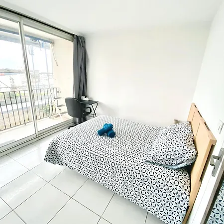 Homestay Privee Dans Partage - - Proche Tram A - Free Wifi - Ref C1 Cenon